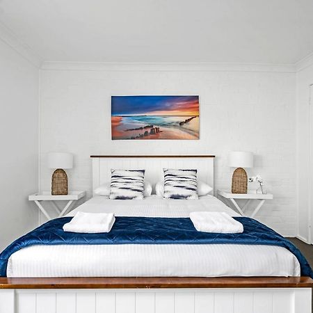 Husky 56 Beachfront Villa'S - Great Location On The Beach Huskisson Eksteriør bilde
