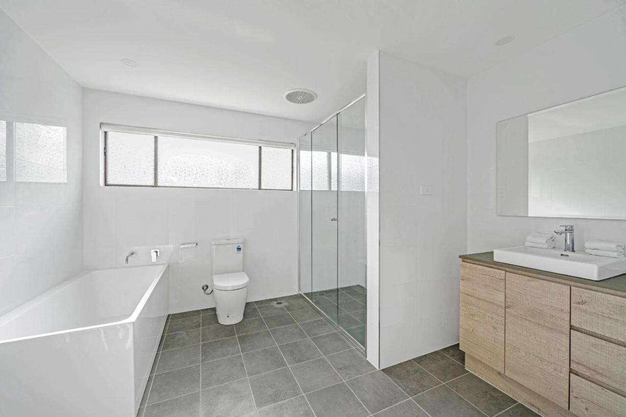 Husky 56 Beachfront Villa'S - Great Location On The Beach Huskisson Eksteriør bilde